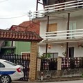 Ovo je kuća kod Despotovca gde su pronađena tela bračnog para: Sumnja se da su ubijeni juče i da je ovo motiv