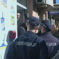 (VIDEO) Inspekcija ponovo na vratima radnje aktiviste iz Užica: "Poslušnici vrše represiju nad građanima"