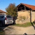 Kosovska policija upala u kuću Srbina iz Goraždevca koji je priveden jutros na Jarinju (video)