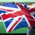 Све више људи напушта Велику Британију