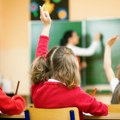 Koliko koštaju udžbenici za školarce? Sad su skuplji nego što su roditelji očekivali