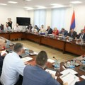 Osnovcima po 100, a srednjoškolcima i studentima po 150 KM: Nakon sednice Predsedništva SNSD, Vlada RS pomaže đake