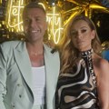 "Evo je srpska Melanija Tramp": Pevačica se povukla iz javnosti, sad došla na slavlje kod frizera i iznenadila