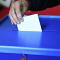 Građani Crne Gore sutra izlaze na birališta: U ponoć stupa na snagu izborna tišina uoči vanrednih parlamentarnih izbora