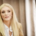 „Bio je toliko kritično da su hteli cevčicom da mu vrše operativni zahvat“: Nikolina Kovač o drami nakon rođenja sina