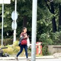 (Foto) prve slike žene slobe vasića ispred "laze Lazarević": Jelena utučena napustila psihijatrijsku ustanovu
