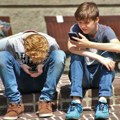 Unesko: Telefone treba zabraniti u školama