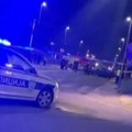 Vozaču autobusa u Kruševcu pozlilo tokom vožnje: Prešao na suprotnu stranu ulice, udario u ogradu i prodavnicu
