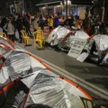 "Volimo našu decu više nego što mrzimo Hamas": Porodice talaca podigle šatore ispred Netanjahuove rezidencije (foto/video)