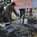 Francuski farmeri nastavljaju blokade, poručuju: „Borimo se za opstanak“