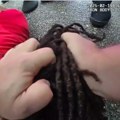 (Video): Snimak zaustavljanja studenta u saobraćaju izazvao gnev širom zemlje: Policija razbila prozor, izvukla ga iz vozila…