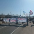 Protest „Krnjača nije deponija“: Građani blokirali Zrenjaninski put, traže rešavanje komunalnih problema