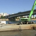 Izvlače "talog" star 50 godina: U toku čišćenje leve obale Save, ekipe renutno kod SC "25. maj"