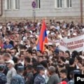 U Nagorno-Karabahu protest zbog zatvaranja puta ka Armeniji