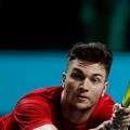 Miomir Kecmanović eliminisan u osmini finala turnira u Hongkongu