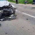Tri saobraćajne nesreće u nekoliko minuta na auto-putu Dve osobe prevezene u bolnicu
