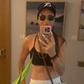 Marija Karan (43) zakamuflirana krenula u grad: U šortsu i topu opalila selfi, a jednu stvar glumica nikada ne skida sa sebe