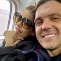 "Славићемо под истим презименом" Каспер се огласио из Америке због Мине Костић: Честитке пљуште