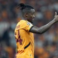 Glupost golmana pa „petarda“ Galatasaraja (VIDEO)