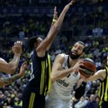 Fenerbahče ubedljiv protiv Bolonjeza, 17 poena Gudurića