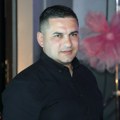 Bebici na kućnu adresu stigao ogorman paket od nepoznatih ljudi! Dobio je i poruku