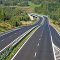 Polovina deonice Mateševo - Andrijevica biće tuneli i mostovi