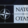 Поднет парламентарни предлог за излазак Француске из НАТО