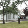 Storičar koji tvrdi da je U SREBRENICI počinjen genocid drži predavanje U umetničkoj galeriji „nadežda petrović“