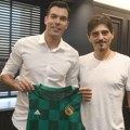 Stvarno je potpisao za PAO: Slukas više neće ići u Pirej