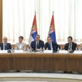 Vučić na vanrednoj sednici Vlade: Teški zadaci pred nama, formirati timove za sadejstvo svih naših snaga