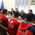 Vučević sa predstavnicima Organizacije za traganje i spasavanje Srbije: Vaša hrabrost vraća veru