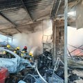 Gorela auto radionica u Ulici Partizanskih kurira u Kragujevcu