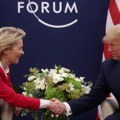 Trump pristao na duži rok za postizanje trgovinskog sporazuma s EU