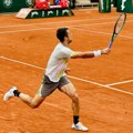 Eliminisan i Đere sa rolan garosa! Srpski teniser nije iskoristio čak četiri set lopte