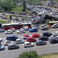 „Predivan dan za posetu Beogradu gde cena kvadrata ide i preko 5.000 evra“: Snimak Autokomande i gužve od koga se momentalno…