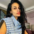 Indi doživela strahotu: Pevačica se oglasila iz hotelske sobe i podelila jeziv snimak "Ne mogu da dišem..."