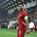 Mitrović završava transfer u Milan?! Direktor slavnog kluba se hitno oglasio!