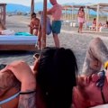 Janjuš u zagrljaju fatalne brinete: Svi kažu da je ista Maja Marinković: Godinama je na TV-u, a sada promenila izgled (foto)