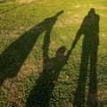 Paradoks sistema: Porodica koja živi od minimalca nema pravo na dečji dodatak od 4.411 dinara