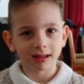 Vukan (5) ima Angelmanov sindrom: Prevremeno je rođen, prohodao sa dve godine, potrebna mu je stalna pomoć