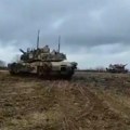 Ukrajina hitno povukla abramse sa fronta: Američki tenkovi postali laka meta za ruske dronove kamikaze! Pentagon kipti od besa