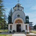 Osveštan hram Svetog Nektarija Eginskog u UKC Kragujevac