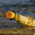У Ирској пронађено љубавно писмо у боци: Написано у Канади пре 13 година