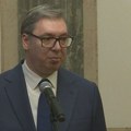 Šta je Vučić zamolio prijatelje i kolege?