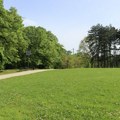 Kamenički park spreman za 1. maj, počinje i kupališna sezona na Štrandu