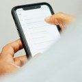 Hakeri napadaju ajfone preko oglasa i poznatih internet stranica