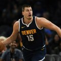 Denver bolji od Dalasa - Jokić na ivici novog tripl-dabla, Micić iskoristio minute (VIDEO)