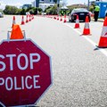 Dvoje mrtvih i više od 20 povređenih u udesu 5 automobila: Snimak strašnog karambola u Australiji