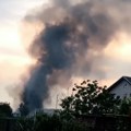 VIDEO Požar u Laćarku: Garaža u blizini pružnog prelaza na Vardi zahvaćena plamenom