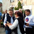 Nekoliko desetina pristalica Srbije protiv nasilja i novog DSS prisustvovalo mitingu a zatim prošetalo ulicama Čačka…